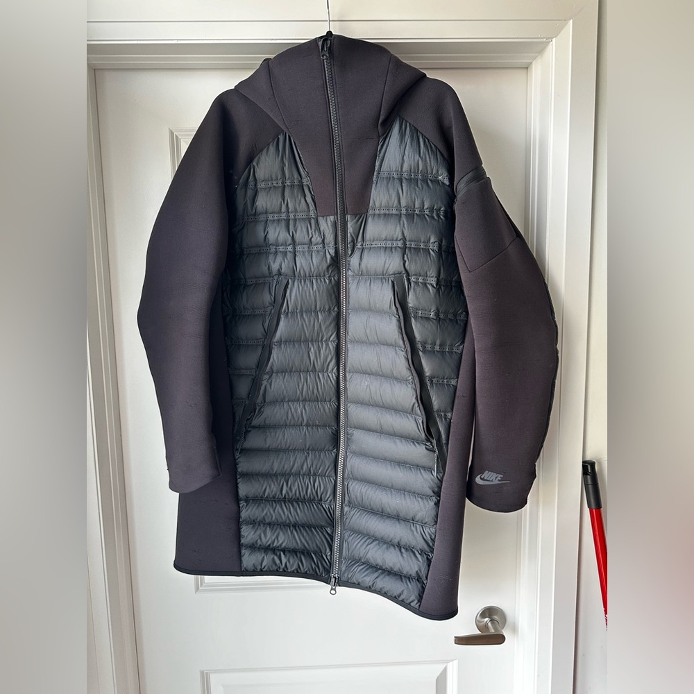 Nike Tech Fleece AeroLoft Jacket